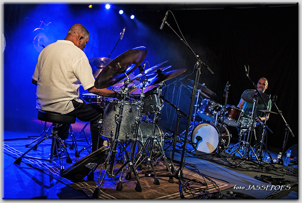 Billy Hart (en Eric Thielemans)   JASSEPOES