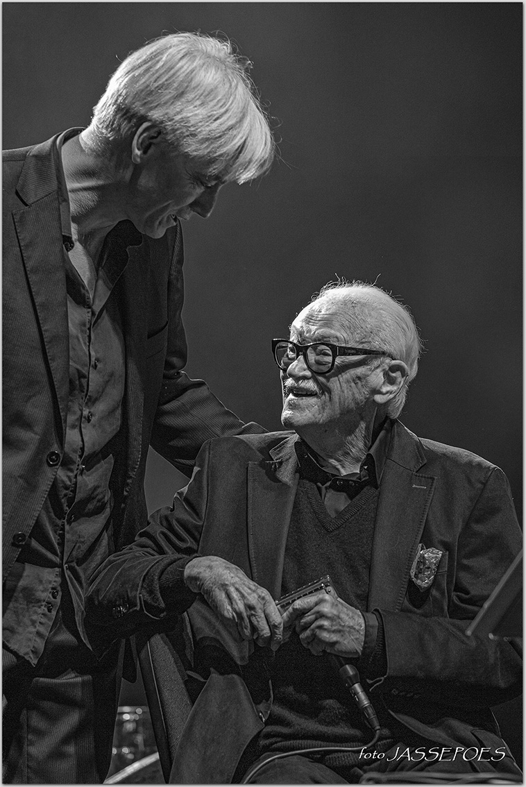 Hans Van oosterhout & Jean 'Toots' Thielemans (2014)  © JASSEPOES